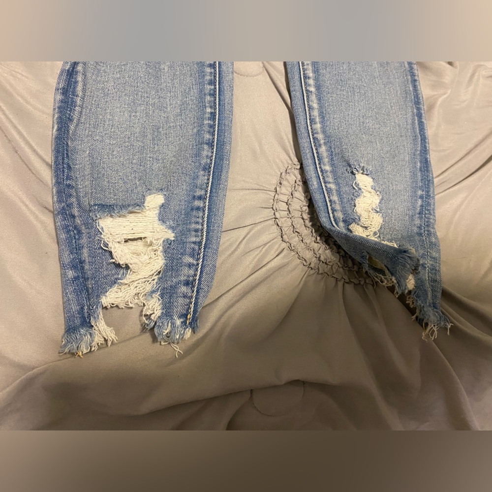 American Eagle Skinny Jeans - Picture 3 of 3